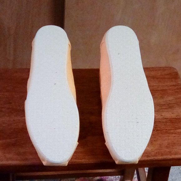 Tom's Yellow Flats - Picture 5 of 5